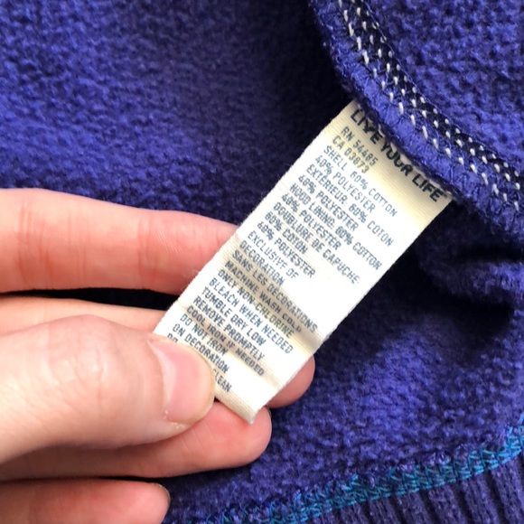 American Eagle π¦
Zip Up Hoodie - Picture 3 of 5
